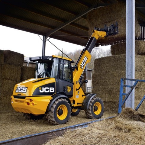 JCB TM 220
